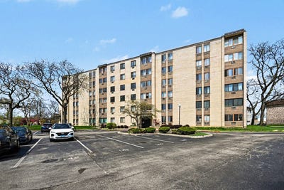 /international/us/9720-s-pulaski-road-oak-lawn-il-110107311956/