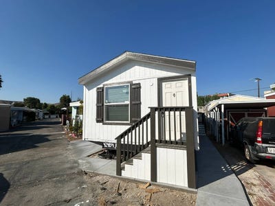 /international/us/18204-soledad-canyon-road-santa-clarita-ca-110098425037/