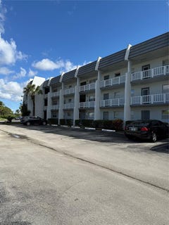 /international/us/6650-royal-palm-boulevard-margate-fl-110106476918/
