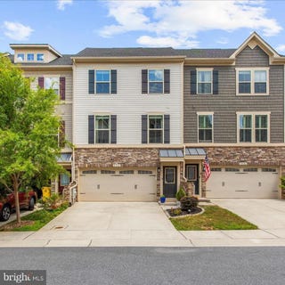 /international/us/8306-kippis-road-millersville-md-110108882153/