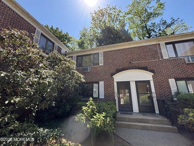 /international/us/216-manor-e-red-bank-nj-110108194544/