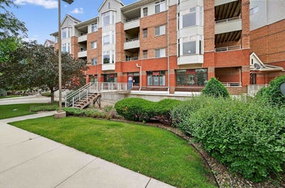 /international/us/301-harbour-town-drive-madison-wi-110100803579/