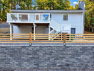 /international/us/2052-purinton-street-morgantown-wv-110110165357/