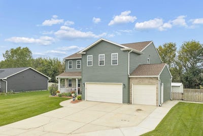 /international/us/613-s-6th-street-evansville-wi-110119430772/