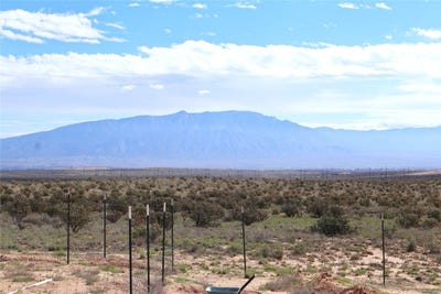 /international/us/1405-bernice-road-ne-rio-rancho-nm-110120666981/