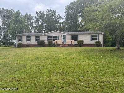 /international/us/1958-five-fork-road-parsons-tn-110100832239/
