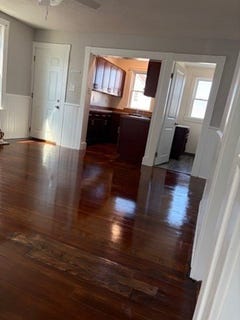 /international/us/207-eastern-ave-fall-river-ma-110107799464/
