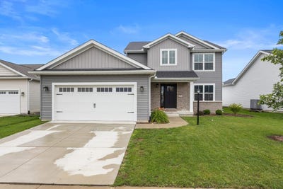 /international/us/7-kirby-circle-monticello-il-110108878448/