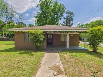 /international/us/110-jefferson-street-west-point-ms-110107613090/
