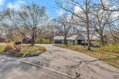 /international/us/2331-se-libra-ave-topeka-ks-110109835997/