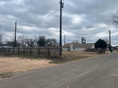 /international/us/lot-468-aspen-lane-cottonwood-shores-tx-110097611893/