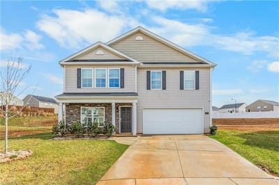 /international/us/310-beresford-way-greensboro-nc-110106379070/