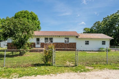 /international/us/621-e-cleveland-street-seymour-mo-110100446457/?lang=en