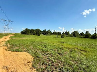 /international/us/2379-county-road-73-newville-al-110100421459/