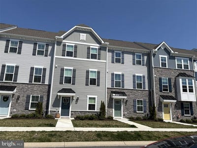 /international/us/12433-coastal-marsh-drive-berlin-md-110107403210/