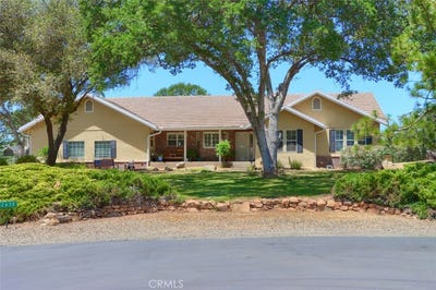 /international/us/2630-oak-woods-court-catheys-valley-ca-110100152408/