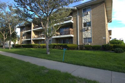 /international/us/4755-w-101st-street-oak-lawn-il-110108120373/