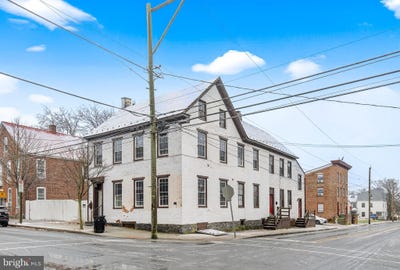 /international/us/201-s-washington-street-gettysburg-pa-110104785441/