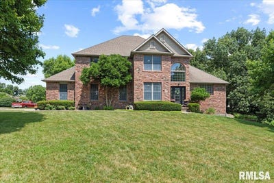 /international/us/33-woodland-trail-rochester-il-110100635364/