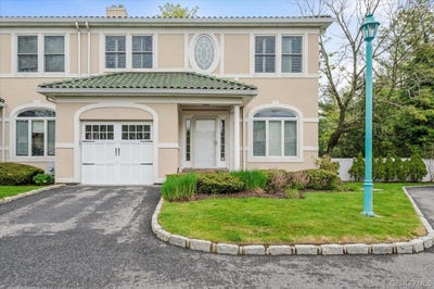 /international/us/6-villa-promenade-bay-shore-ny-110107775561/