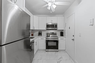 /international/us/418-s-cypress-road-pompano-beach-fl-110106755374/