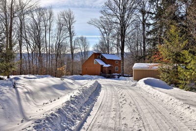 /international/us/30-ridge-road-killington-vt-110099493088/