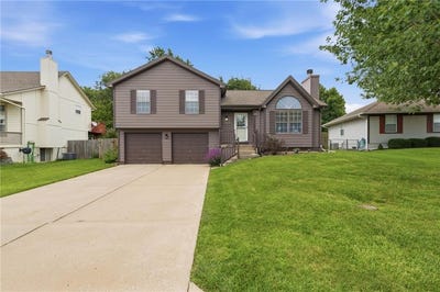 /international/us/205-apple-valley-parkway-belton-mo-110109003240/