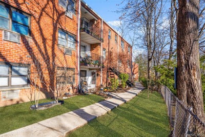 /international/us/55-fieldstone-drive-hartsdale-ny-110108581744/