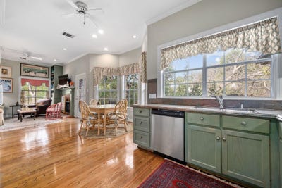 /international/us/2716-hillview-green-ln-austin-tx-110105112623/
