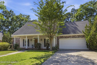 /international/us/409-forest-lane-ridgeland-ms-110108058990/