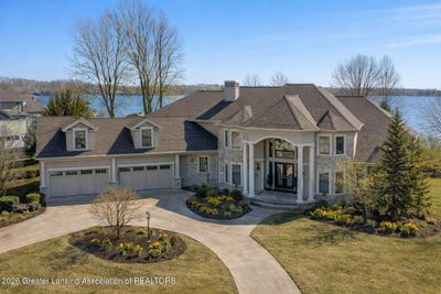/international/us/6299-quail-street-haslett-mi-110105393209/