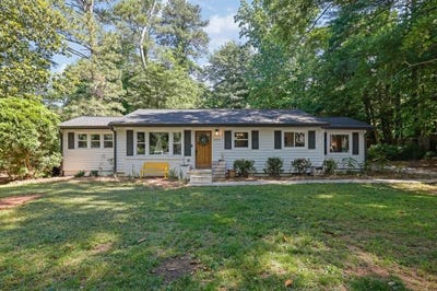 /international/us/3990-williams-street-clarkston-ga-110108707346/