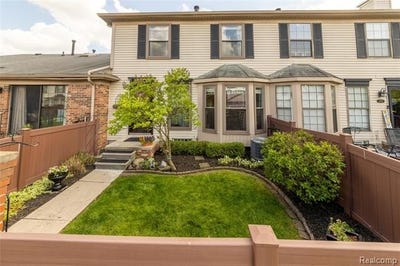 /international/us/41390-southwind-drive-canton-twp-mi-110107930040/