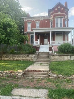 /international/us/605-atchison-street-atchison-ks-110106678324/