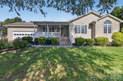 /international/us/267-carrington-lane-salisbury-nc-110110258309/