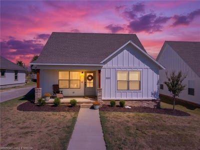 /international/us/9605-sequoia-ln-fort-smith-ar-110120123934/