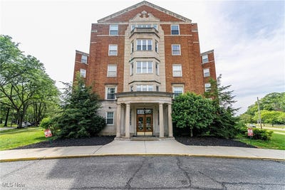 /international/us/13800-fairhill-road-unit-515-shaker-heights-oh-110099453216/