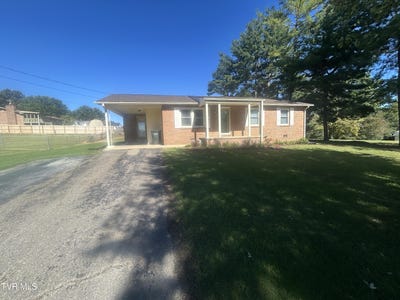 /international/us/205-sunset-boulevard-greeneville-tn-110120043812/