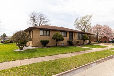 /international/us/17246-bernadine-street-lansing-il-110099020591/?lang=en