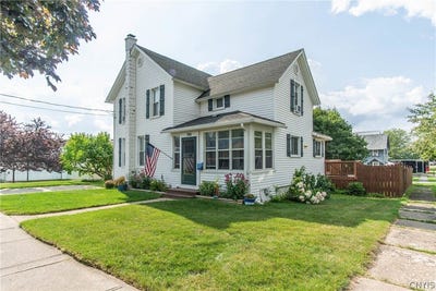 /international/us/700-union-street-clayton-ny-110109631996/