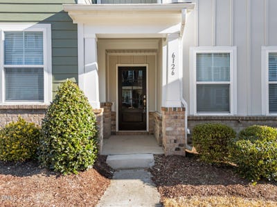 /international/us/6126-kayton-street-raleigh-nc-110108567173/