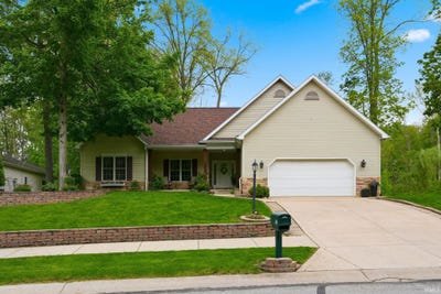 /international/us/284-s-cross-creek-way-columbia-city-in-110108089738/