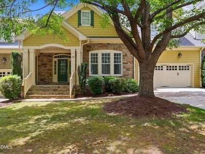 /international/us/14-grandwood-circle-durham-nc-110106036501/