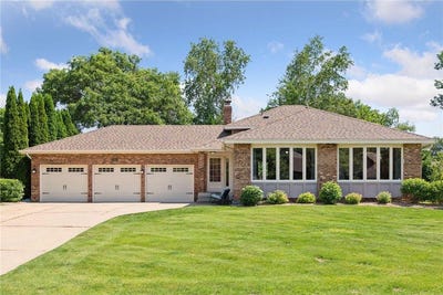 /international/us/5824-churchill-street-shoreview-mn-110100509776/
