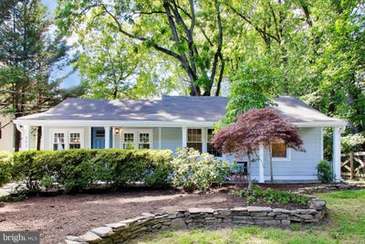 /international/us/302-mannakee-street-rockville-md-110108570969/