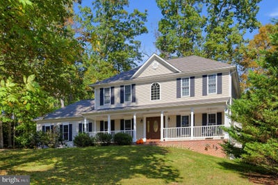 /international/us/101-saylers-creek-road-locust-grove-va-110120727734/