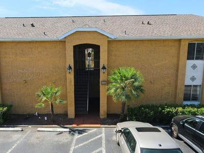 /international/us/1841-parakeet-way-sarasota-fl-110108686364/