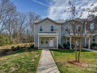/international/us/362-e-mills-avenue-mooresville-nc-110106694735/