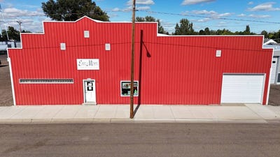 /international/us/608-e-main-st-sidney-mt-110110299541/