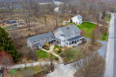 /international/us/97-deblock-road-new-hampton-ny-110098614970/